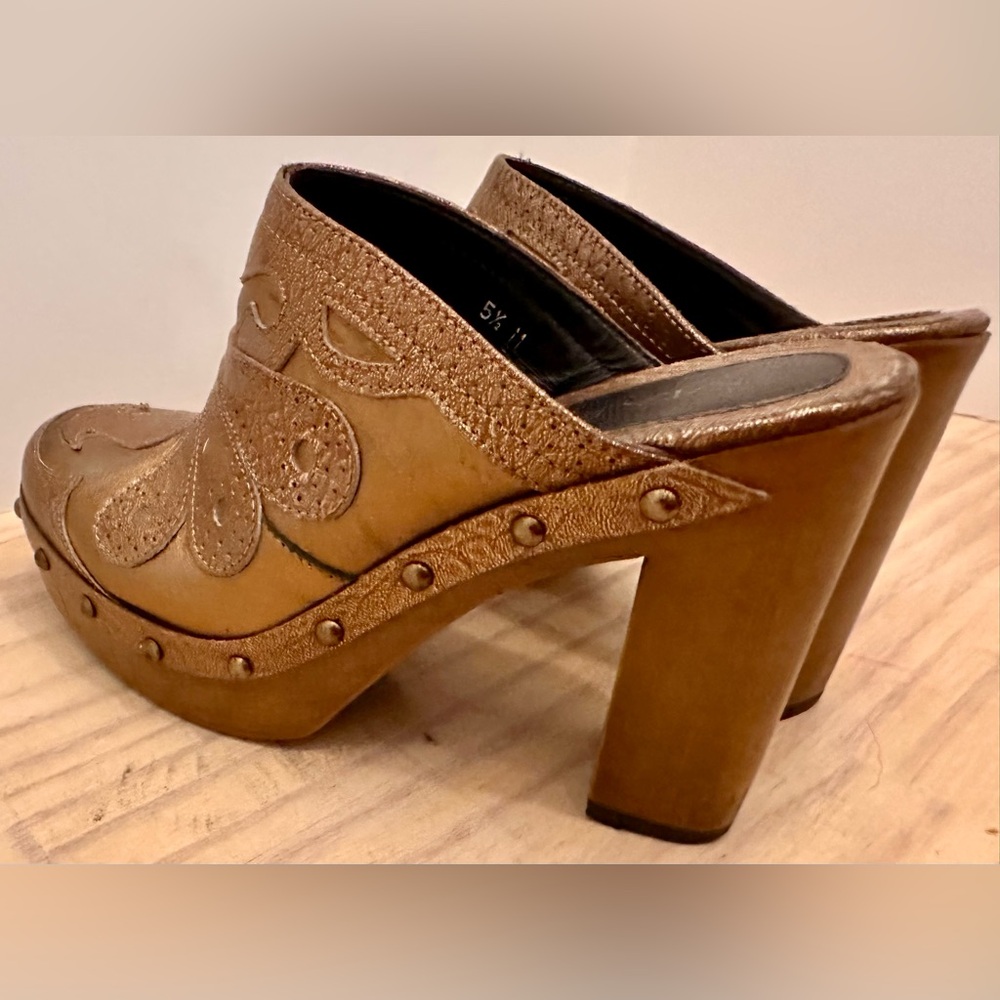 Via Spiga Bronze Women's Mules - Picture 4 of 10